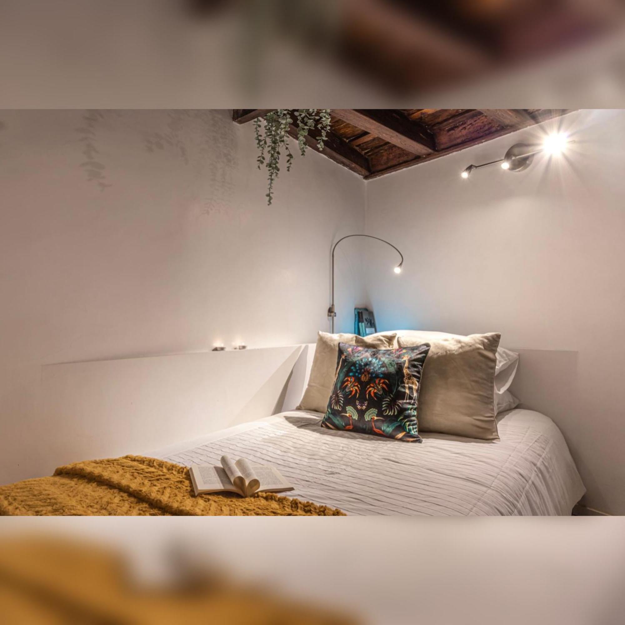 Labanca's Domus Navona Apartment Rome